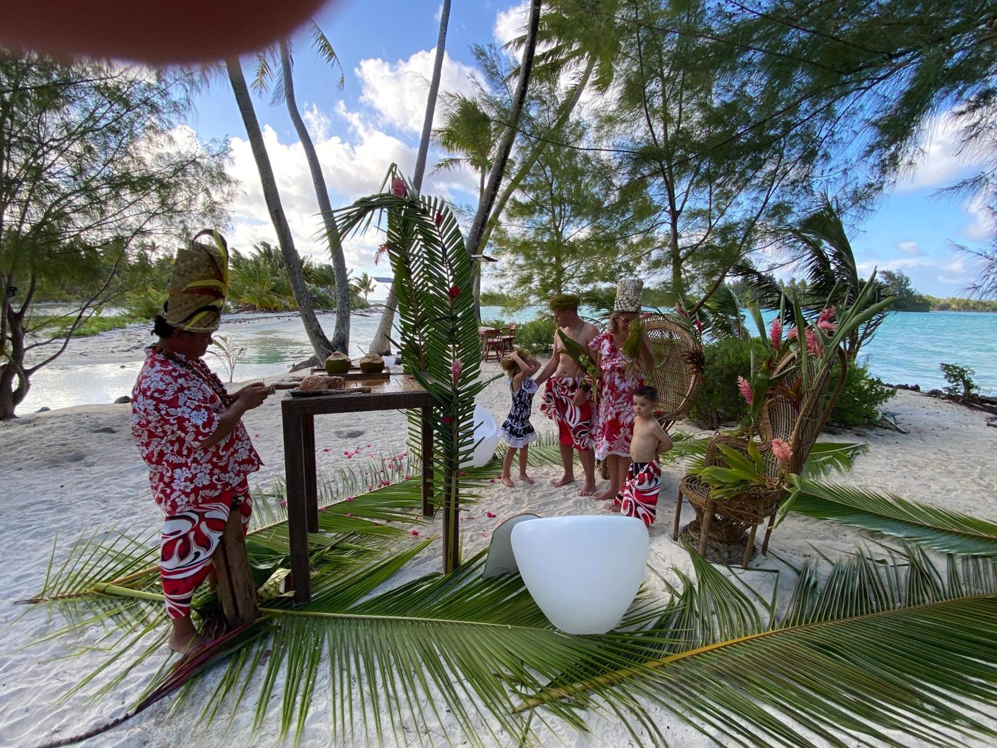 Only You Motu Bora Bora Exterior photo